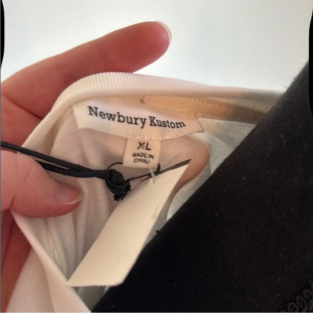 Newbury Kustom White Lace Sleeve Blouse - Picture 2 of 3